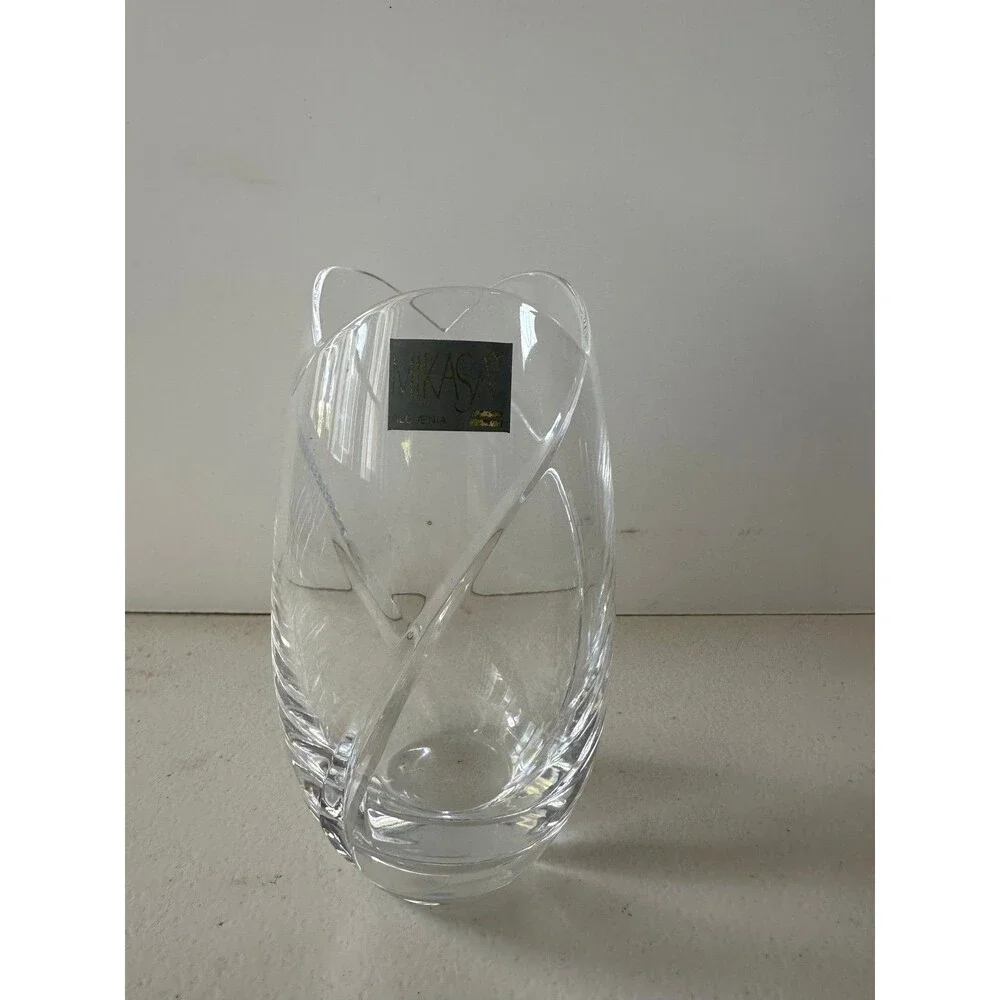 Mikasa Crystal Finesse Design Clear Swirl Cut Tulip Scallop Shape Vase 5.5
